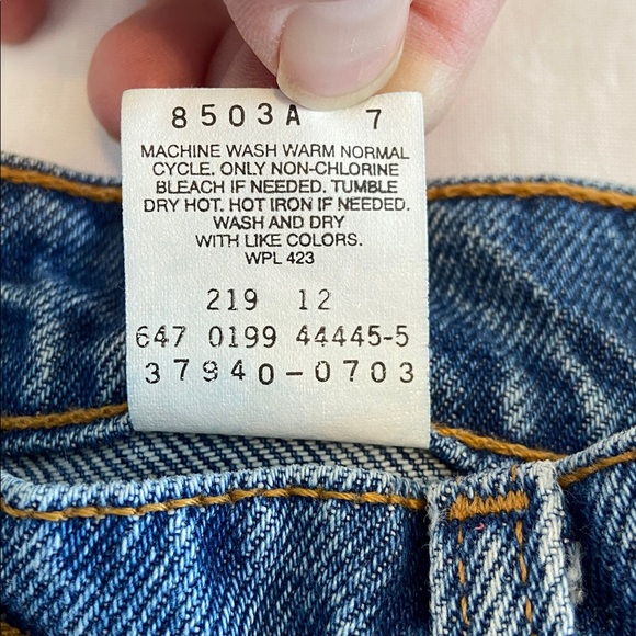 Levi’s Vintage Retro 2019 Dark Wash Denim High Rise Jean Zip Fly Shorts Size 7 - Picture 6 of 9